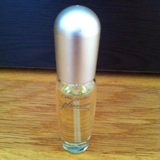 エスティローダー(Estee Lauder)のエスティーローダー✨プレジャーズ4ml(香水(女性用))