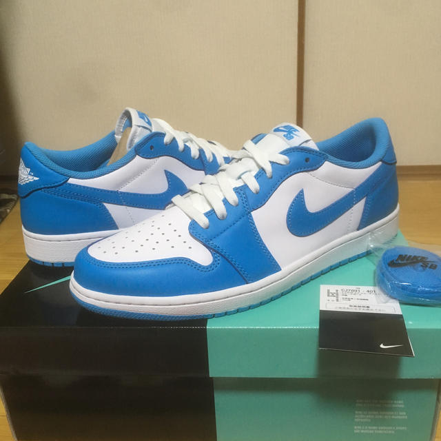 NIKE(ナイキ)の国内正規品 SB JORDAN 1 LOW UNC 28.5cm ほぼ未使用 メンズの靴/シューズ(スニーカー)の商品写真