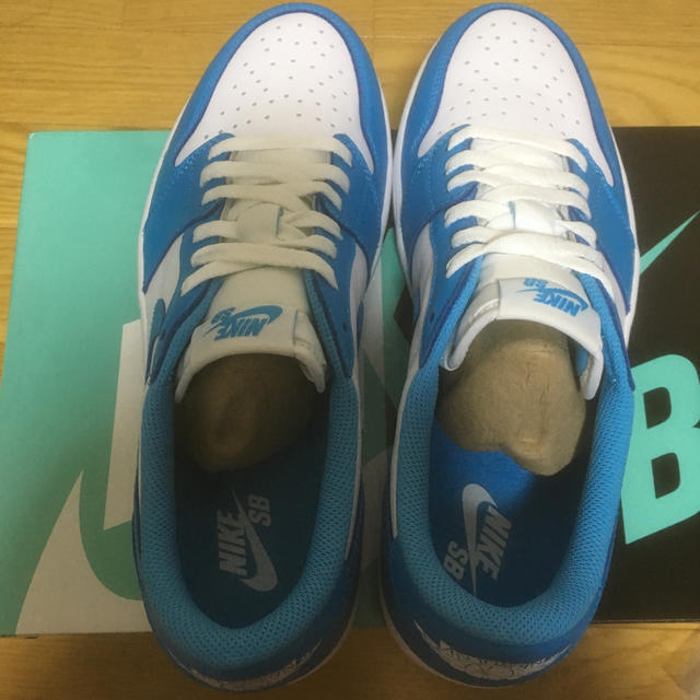 NIKE(ナイキ)の国内正規品 SB JORDAN 1 LOW UNC 28.5cm ほぼ未使用 メンズの靴/シューズ(スニーカー)の商品写真