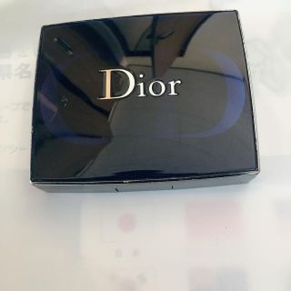 ディオール(Dior)のDior アイシャドー　カーキ　秋　サンククルール(アイシャドウ)