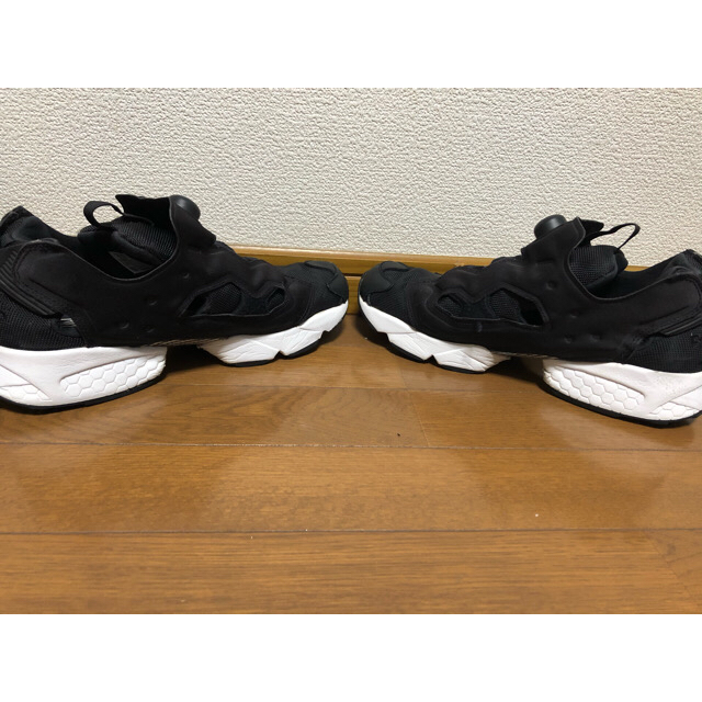 Reebok(リーボック)のリーボック  Reebok ポンプフューリー　27cm メンズの靴/シューズ(スニーカー)の商品写真