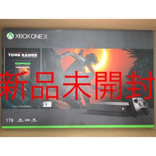 エックスボックス(Xbox)の【新品未開封】Xbox One X（シャドウ オブ ザ トゥームレイダー同梱版）(家庭用ゲーム機本体)