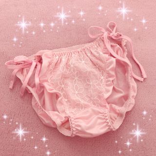 チュチュアンナ(tutuanna)の☆チュチュアンナtutuanna☆お花レース柄☆サイドりぼんショーツ☆新品(その他)