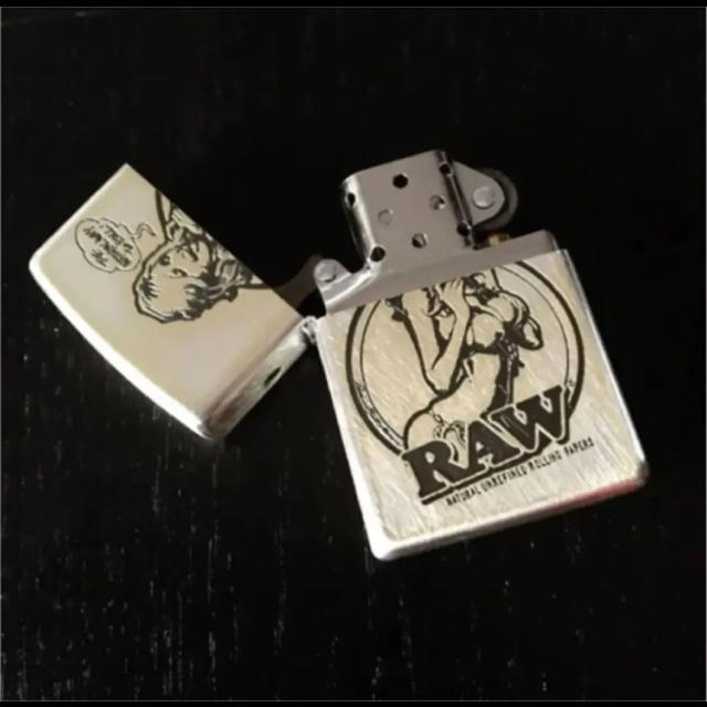 【ジッポ】 新品 RAW ZIPPO ライター ロッキンジェリービーン 手巻きタバコの通販 by SMK's shop｜ラクマ つひとつ