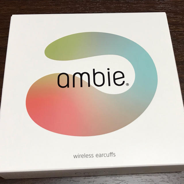 ambie wireless earcufs ホワイト