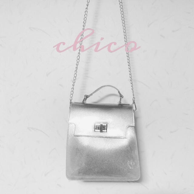 who's who Chico(フーズフーチコ)のフーズフーチコ　ラメビニールバック レディースのバッグ(ショルダーバッグ)の商品写真