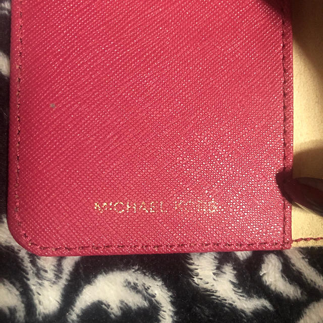 Michael Kors(マイケルコース)のMICHEAL KORS iPhoneカバー スマホ/家電/カメラのスマホアクセサリー(iPhoneケース)の商品写真