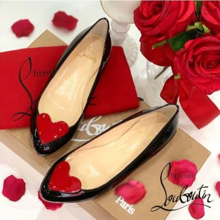 クリスチャンルブタン(Christian Louboutin)の1142 未使用 クリスチャンルブタン ハート フラットシューズ　黒(バレエシューズ)