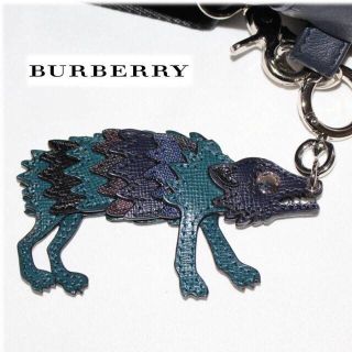 バーバリー(BURBERRY)の《バーバリー》新品 ビーストモチーフ キーホルダー カーフレザー使用(キーホルダー)