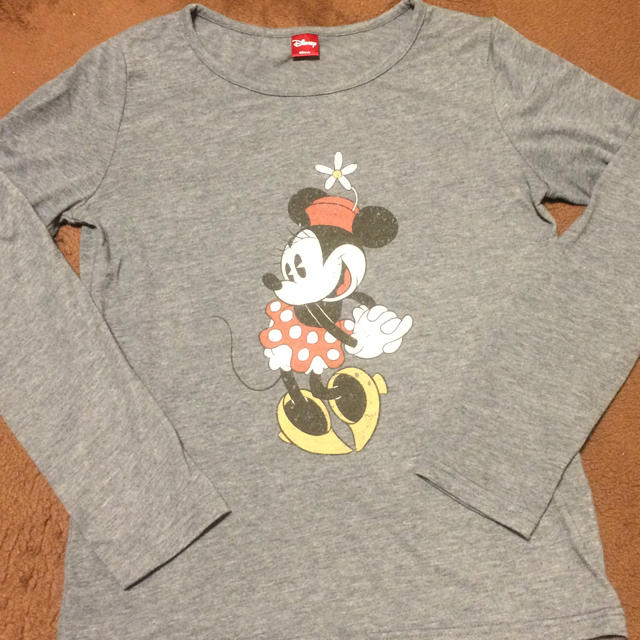 Disney(ディズニー)のミニーちゃん ロンT レディースのトップス(Tシャツ(長袖/七分))の商品写真