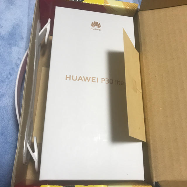 スマホ/家電/カメラヨドバシカメラ　福袋　シムフリースマホ　HUAWEI P30 lite ブルー