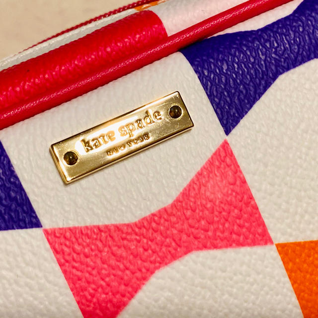 kate spade new york(ケイトスペードニューヨーク)の【新品】kate spade リボン マルチカラー メイクポーチ レディースのファッション小物(ポーチ)の商品写真