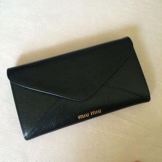 ミュウミュウ(miumiu)の最終値下げ。ミュウミュウ 未使用 長財布(財布)