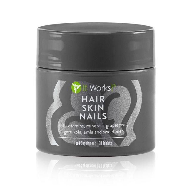 It Works　ヘアースキンネイルズ　定価７１００円