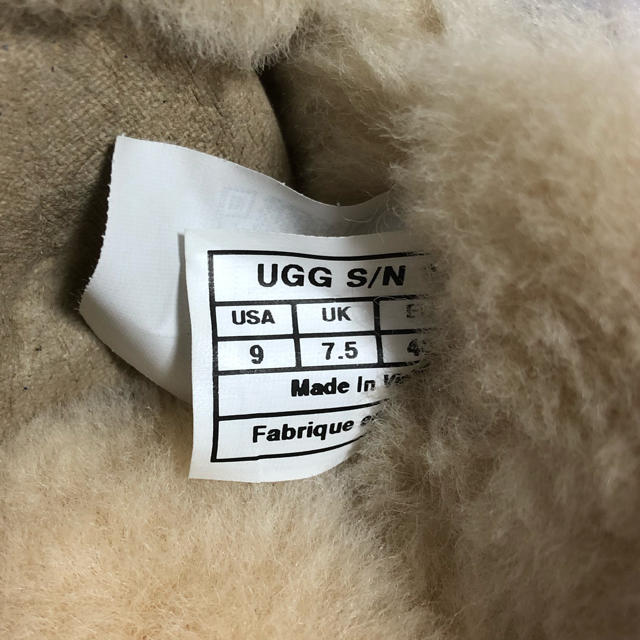 UGG(アグ)のUGG モカシン　アンスレー　黒　US9   26㎝ レディースの靴/シューズ(スリッポン/モカシン)の商品写真