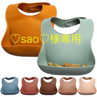 ♡sao♡様専用　　シリコンビブ　ブラウン(お食事エプロン)