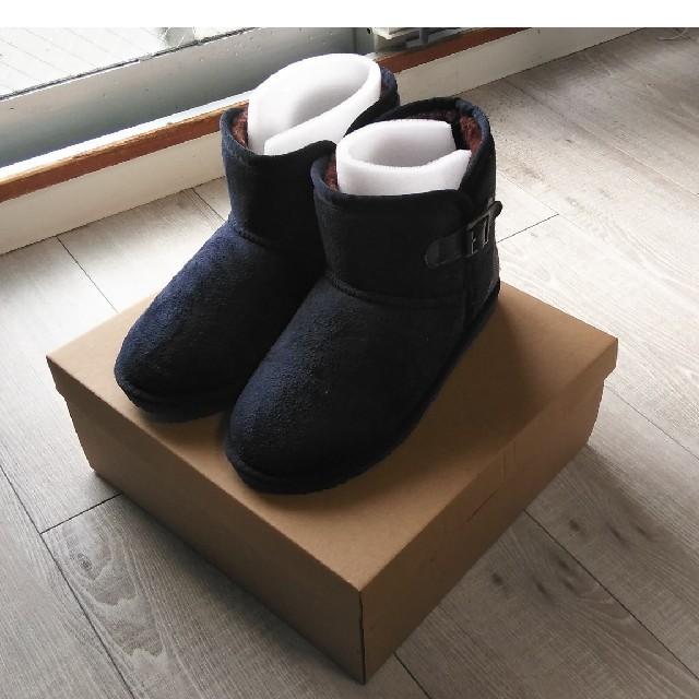 STUDIO CLIP(スタディオクリップ)の専用箱付き新品・未使用スタディオクリップムートンブーツ レディースの靴/シューズ(ブーツ)の商品写真