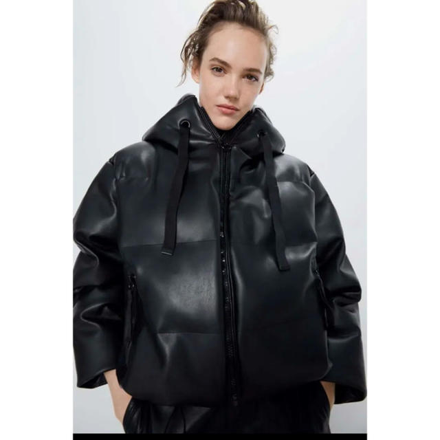 ZARA - ♥️ZARA♥️ レザー風ダウンジャケット♥️ オーバーサイズSの ZARA - ♥️ZARA♥️ レザー風ダウンジャケット♥️ オーバーサイズSの