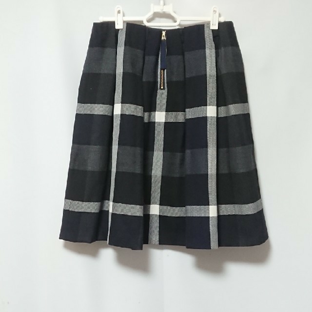 タグ付き☆ブルーレーベル クレストブリッジ フレア スカート レディースのスカート(ひざ丈スカート)の商品写真
