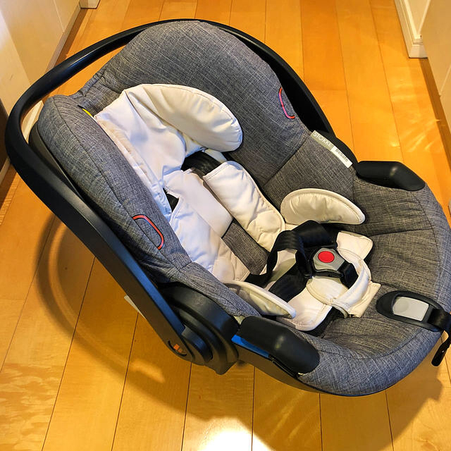 Stokke - STOKKE イージーゴー&ISOFIX対応ベースセットの通販 by ...