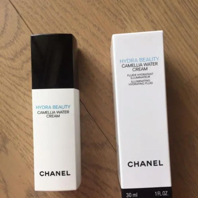 CHANEL(シャネル)のイドゥラビューティーウォータリークリーム コスメ/美容のスキンケア/基礎化粧品(フェイスクリーム)の商品写真