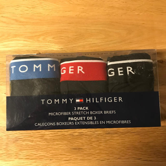 TOMMY HILFIGER(トミーヒルフィガー)のおばさん様専用　トミーヒルフィガー メンズボクサーパンツ 3枚セット新品　未使用 メンズのアンダーウェア(ボクサーパンツ)の商品写真