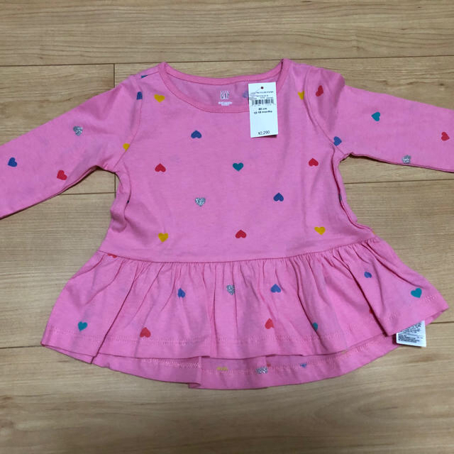 babyGAP(ベビーギャップ)の新品　タグ付き　baby GAPロンT 110 キッズ/ベビー/マタニティのキッズ服女の子用(90cm~)(Tシャツ/カットソー)の商品写真