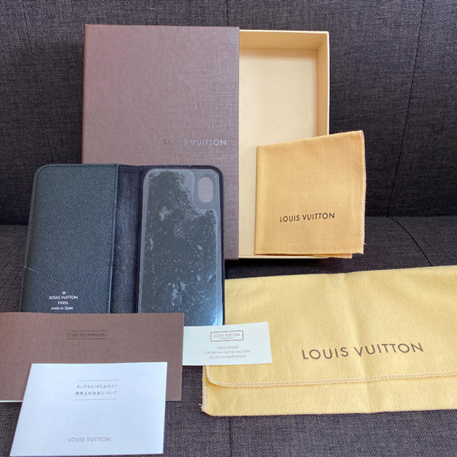 LOUIS VUITTON - LOUIS VUITTON iPhoneケースの通販