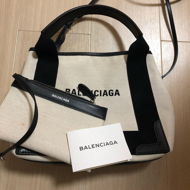 BALENCIAGA BAG(バレンシアガバッグ)のバレンシアガ　バッグ　 レディースのバッグ(ショルダーバッグ)の商品写真