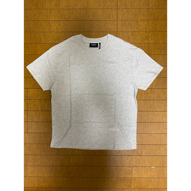 FEAR OF GOD(フィアオブゴッド)のFOG ESSENTIALS Boxy T-Shirt グレー Mサイズ メンズのトップス(Tシャツ/カットソー(半袖/袖なし))の商品写真