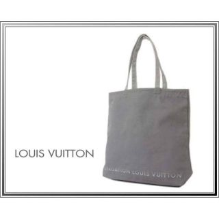 ルイヴィトン(LOUIS VUITTON)の【中古】Foundation LOUIS VUITTON トートバッグ(トートバッグ)