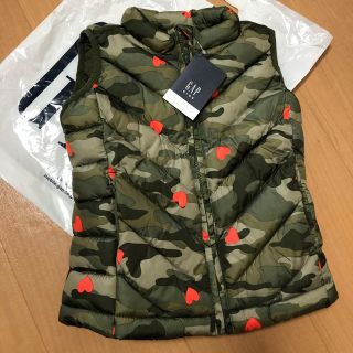 ギャップキッズ(GAP Kids)の新品未使用　gap ダウンベスト　110(ジャケット/上着)