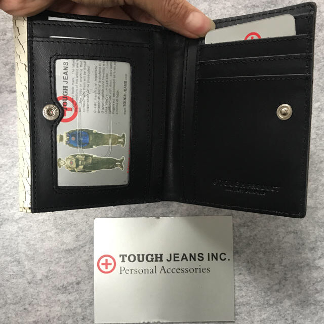 Tough タフ Tough 二つ折り財布 新品未使用の通販 By あんてぃ S Shop タフならラクマ Tough タフ Tough 二つ折り財布 新品未使用の通販 By あんてぃ S Shop タフならラクマ