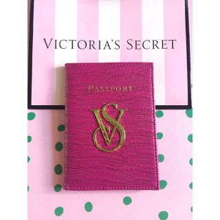 ヴィクトリアズシークレット(Victoria's Secret)のVictoria’s Secret 新品　パスポートケース(パスケース/IDカードホルダー)