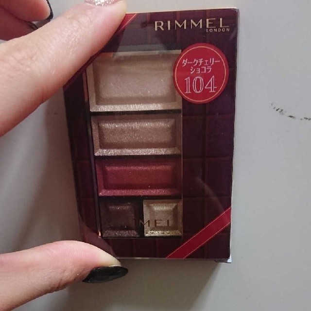 RIMMEL(リンメル)のリンメル 104 ×4つ コスメ/美容のベースメイク/化粧品(アイシャドウ)の商品写真