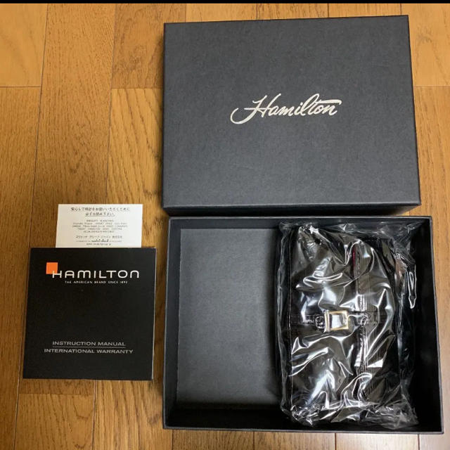 Hamilton(ハミルトン)のHamilton ハミルトン 箱 、限定ノベルティポーチ レディースのファッション小物(ポーチ)の商品写真