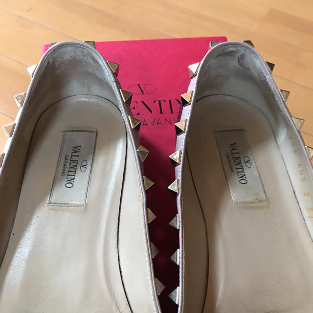 VALENTINO(ヴァレンティノ)のヴァレンティノ  37 レディースの靴/シューズ(バレエシューズ)の商品写真