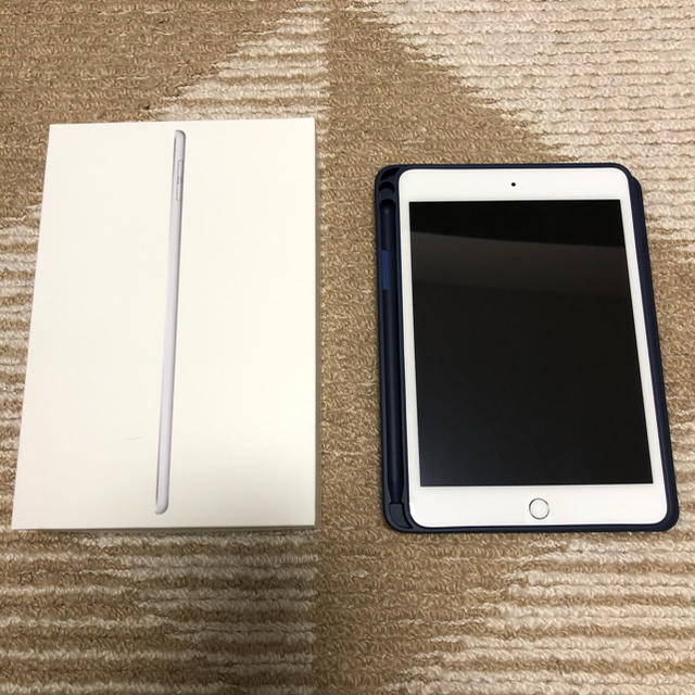 ipad mini5 cellularモデル　64GB シルバー