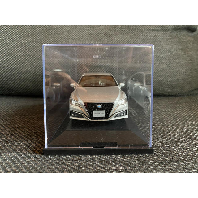 トヨタ 新型クラウン ミニカー 非売品 - ミニカー トヨタ 新型クラウン ミニカー 非売品 - ミニカー