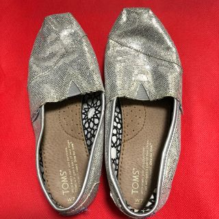 トムズ(TOMS)のTOMS グリッター 7.5(スリッポン/モカシン)