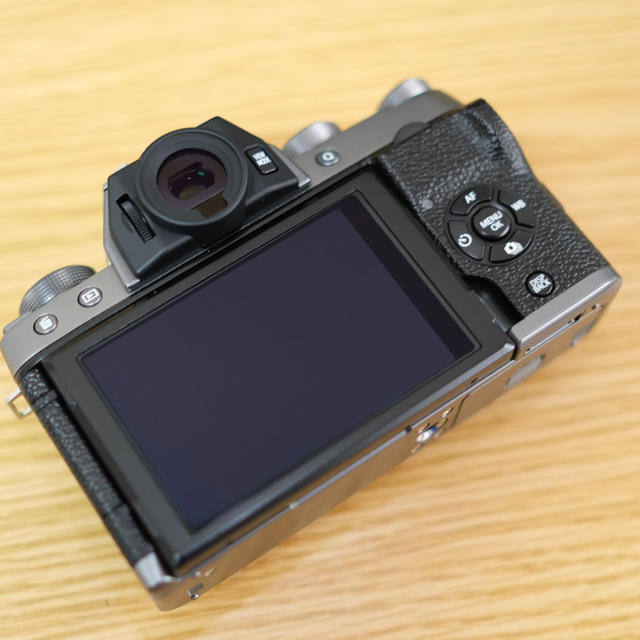 富士フイルム(フジフイルム)のFUJIFILM X-T100 XC15-45mm セット スマホ/家電/カメラのカメラ(ミラーレス一眼)の商品写真