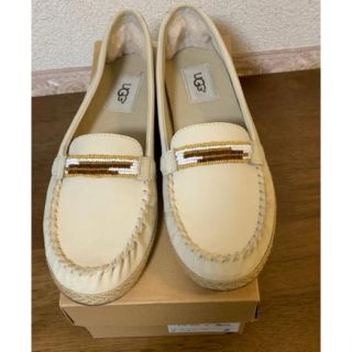 アグ(UGG)のUGG W ROZIE SERAPE BEADS1011176 w/AWHT(スリッポン/モカシン)