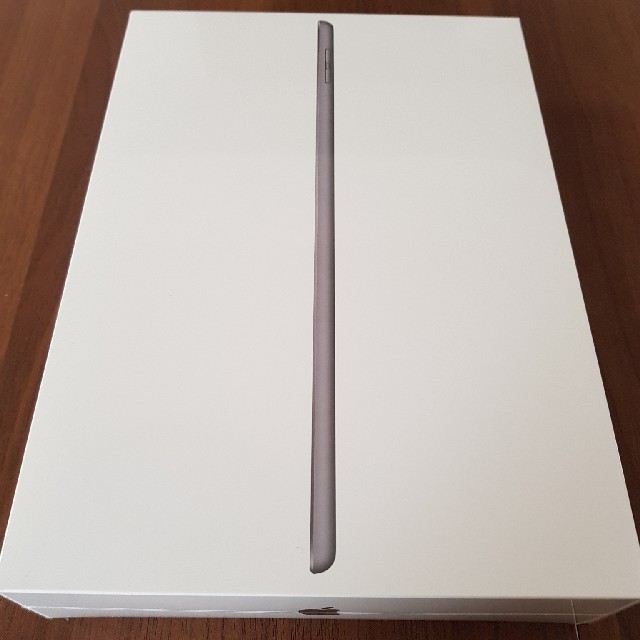iPad 2019 第7世代 32GB Wi-Fi 新品 未開封 スペースグレイスマホ/家電/カメラ