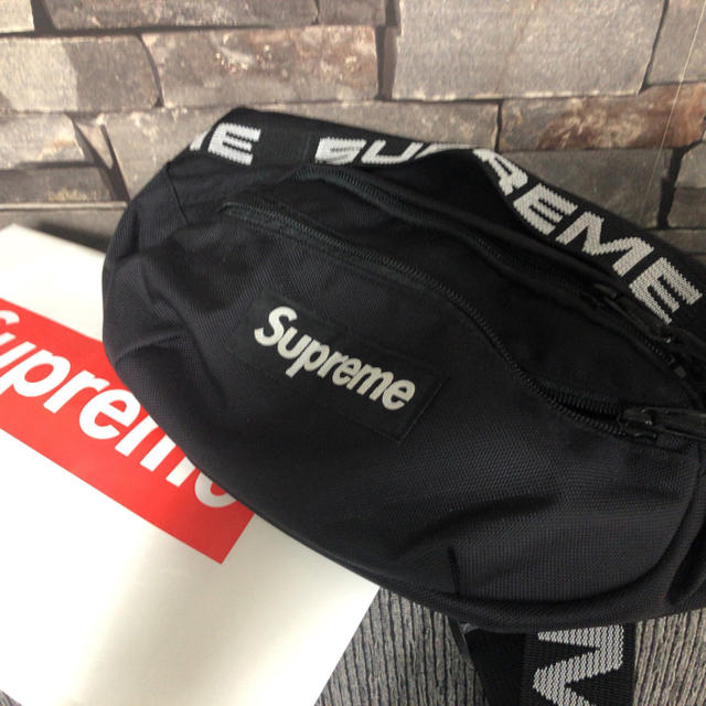 Supreme(シュプリーム)のsupreme♡Tレイド様 専用 レディースのバッグ(ボディバッグ/ウエストポーチ)の商品写真