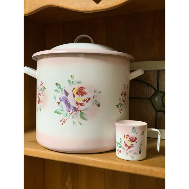 イマン*プリンセスローズ ライス缶&メジャーカップ 熱販売 64.0%OFF