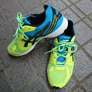 アシックス(asics)の未使用 アシックス ランニング シューズ ランシュー 23.0 イエロー ブルー(スニーカー)