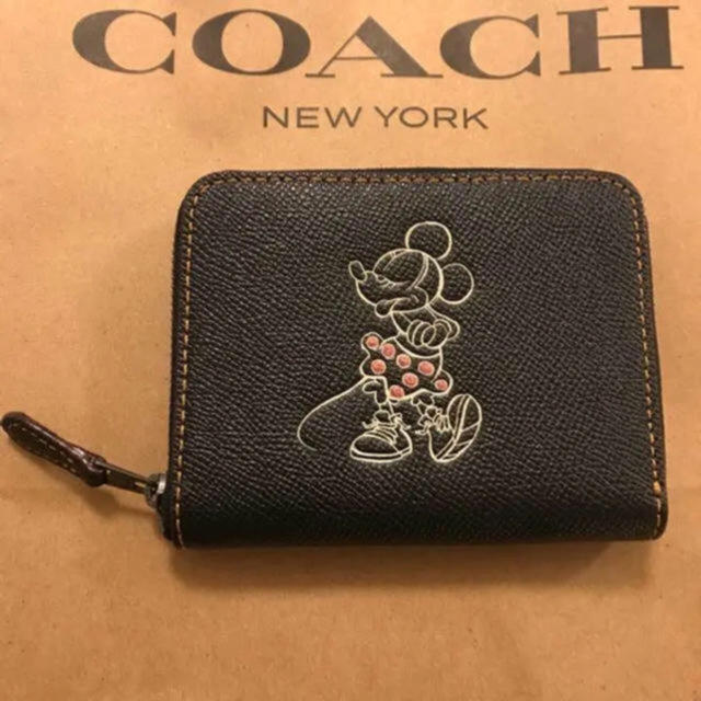 COACH(コーチ)の希少品★完売品★【正規品】コーチ　ミニー　ブラック　折財布 レディースのファッション小物(財布)の商品写真