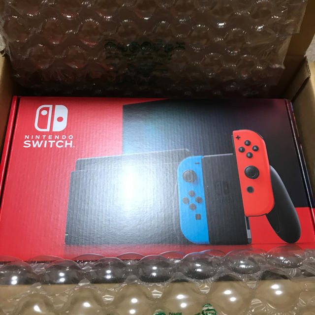 任天堂　ニンテンドー　Switch ネオンカラー