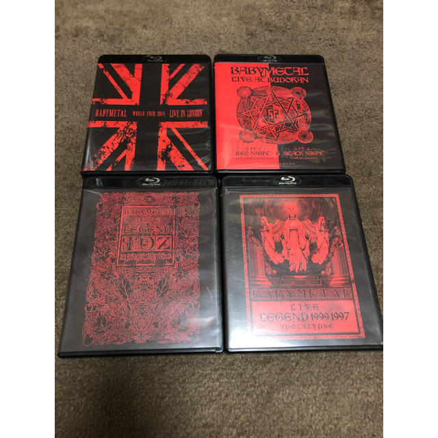 BABYMETAL(ベビーメタル)のchokochan様　BABYMETAL Blu-Ray 4枚セット まとめ売り エンタメ/ホビーのDVD/ブルーレイ(ミュージック)の商品写真