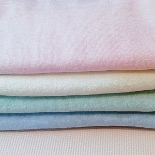 バスタオル　セット　シルク100％　新品(タオル/バス用品)